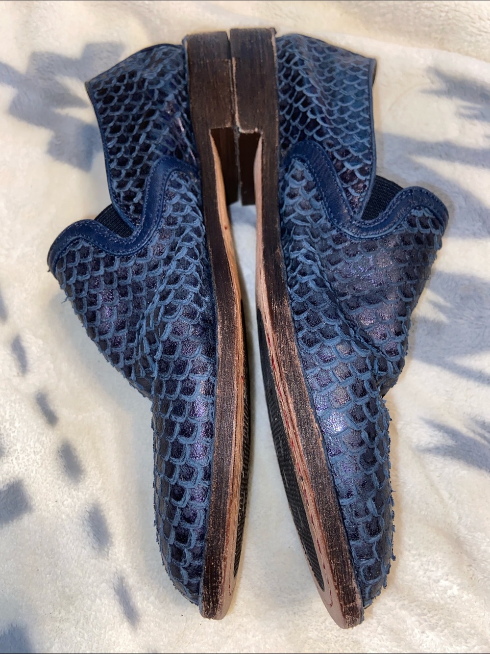 TRASK NAVY BLUE LOAFERS Genuine Leather Scales “ Snake” Print - Picture 3 of 8